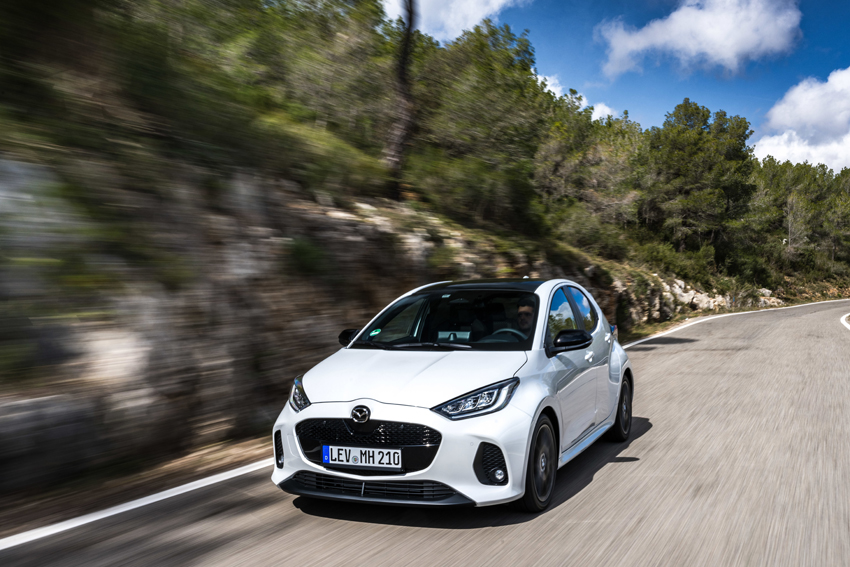 Mazda 2 Hybrid 2026 : la petite citadine qui voit la vie en grand Mazda 2 Hybrid 2026 : la petite citadine qui voit la vie en grand